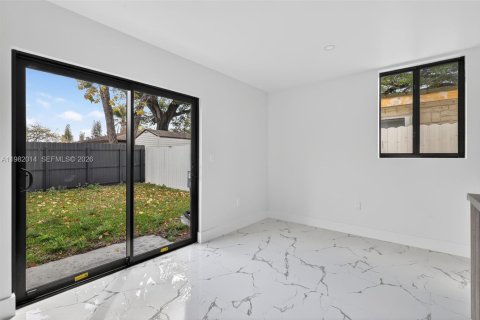 Купить таунхаус в Майами, Флорида 2 спальни, 107.77м2, № 2046855 - фото 3