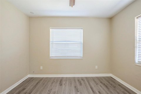 Casa en venta en Saint Petersburg, Florida, 3 dormitorios, 99.41 m2 № 1601969 - foto 9