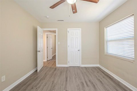 Casa en venta en Saint Petersburg, Florida, 3 dormitorios, 99.41 m2 № 1601969 - foto 16