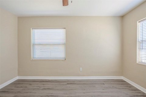 Casa en venta en Saint Petersburg, Florida, 3 dormitorios, 99.41 m2 № 1601969 - foto 15