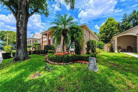 House in Davenport, Florida 2 bedrooms, 117.8 sq.m. № 1870756 - photo 5