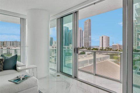 Condo in Sunny Isles Beach, Florida, 3 bedrooms  № 1922440 - photo 6