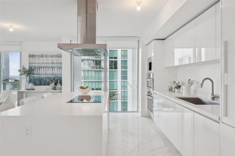 Condo in Sunny Isles Beach, Florida, 3 bedrooms  № 1922440 - photo 21