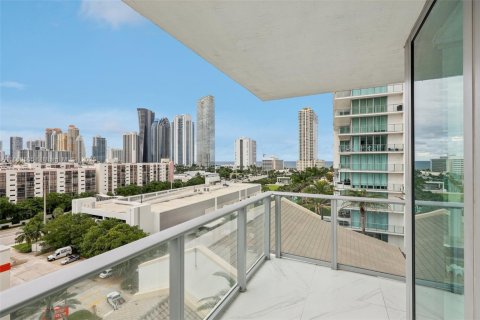 Condo in Sunny Isles Beach, Florida, 3 bedrooms  № 1922440 - photo 7