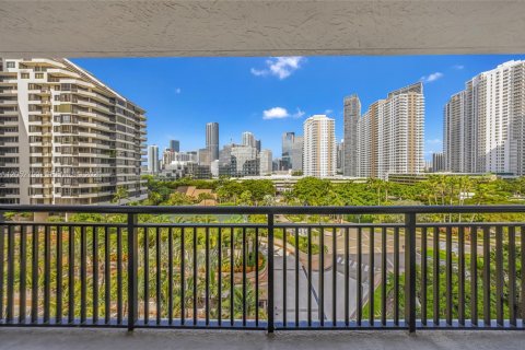 Снять в аренду кондоминиум в Майами, Флорида 43.66м2, № 2150423 - фото 10