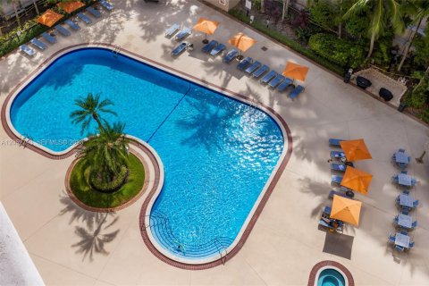 Снять в аренду кондоминиум в Майами, Флорида 43.66м2, № 2150423 - фото 15