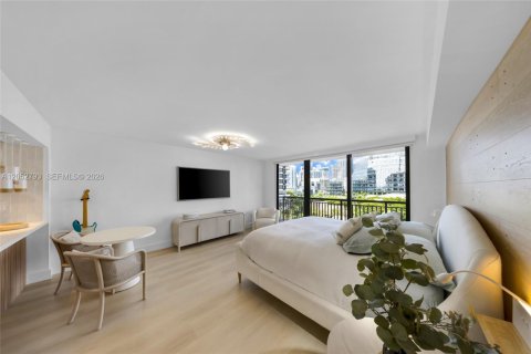 Снять в аренду кондоминиум в Майами, Флорида 43.66м2, № 2150423 - фото 2