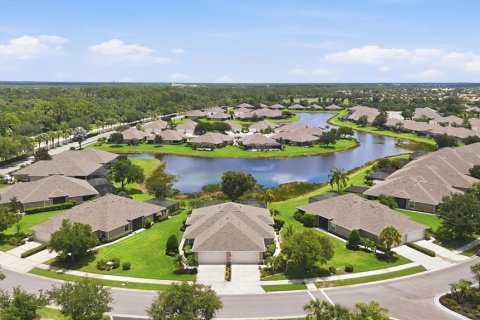 Casa en venta en North Port, Florida, 3 dormitorios, 137.22 m2 № 2387547 - foto 3
