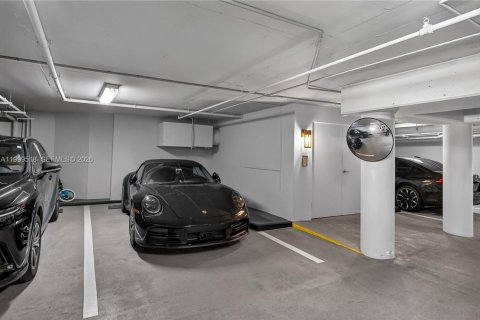 Townhouse in Miami Beach, Florida 4 bedrooms, 245.26 sq.m. № 2064819 - photo 26