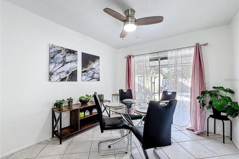 Villa ou maison à vendre à Kissimmee, Floride: 3 chambres, 120.22 m2 № 2229224 - photo 7