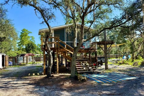 House in Umatilla, Florida 1 bedroom, 48.31 sq.m. № 1841442 - photo 1