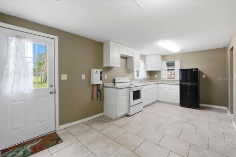 Villa ou maison à vendre à Lakeland, Floride: 2 chambres, 69.49 m2 № 2210969 - photo 6