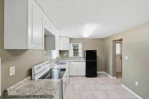 Villa ou maison à vendre à Lakeland, Floride: 2 chambres, 69.49 m2 № 2210969 - photo 10