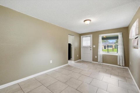 Villa ou maison à vendre à Lakeland, Floride: 2 chambres, 69.49 m2 № 2210969 - photo 3