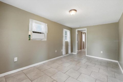 Villa ou maison à vendre à Lakeland, Floride: 2 chambres, 69.49 m2 № 2210969 - photo 5
