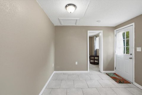 Villa ou maison à vendre à Lakeland, Floride: 2 chambres, 69.49 m2 № 2210969 - photo 12