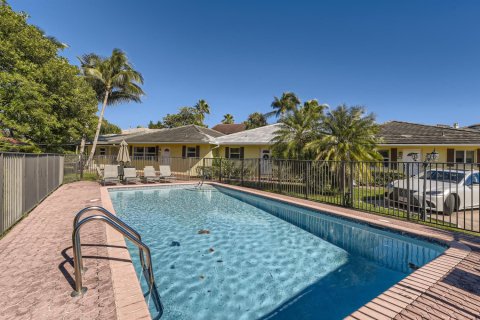 Casa en alquiler en Highland Beach, Florida, 2 dormitorios, 111.48 m2 № 846338 - foto 1