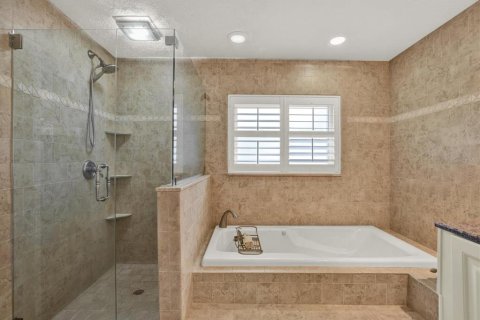 House in Valrico, Florida 3 bedrooms, 190.45 sq.m. № 1791195 - photo 14
