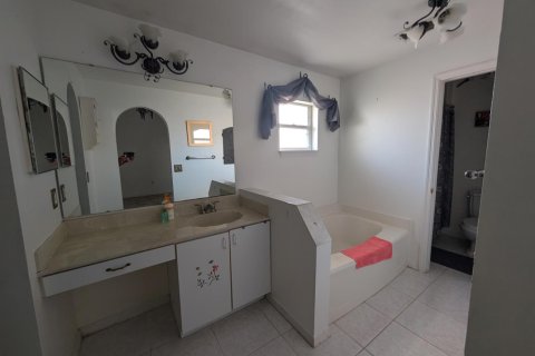 Casa en venta en Port St. Lucie, Florida, 3 dormitorios, 150.5 m2 № 2192914 - foto 18