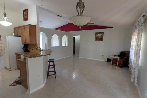 Casa en venta en Port St. Lucie, Florida, 3 dormitorios, 150.5 m2 № 2192914 - foto 21