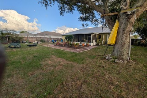 Casa en venta en Port St. Lucie, Florida, 3 dormitorios, 150.5 m2 № 2192914 - foto 6