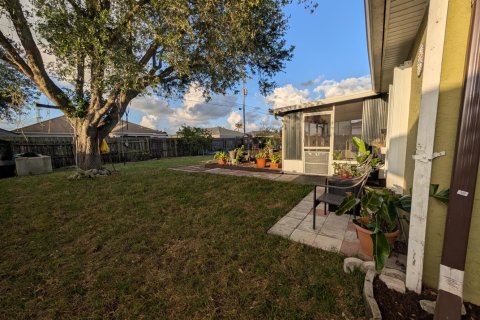 Casa en venta en Port St. Lucie, Florida, 3 dormitorios, 150.5 m2 № 2192914 - foto 8