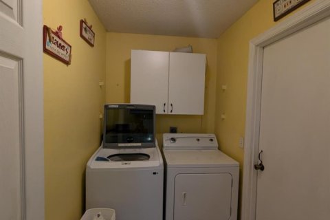 Casa en venta en Port St. Lucie, Florida, 3 dormitorios, 150.5 m2 № 2192914 - foto 24