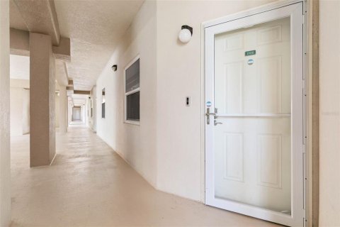 Condo in Palm Coast, Florida, 2 bedrooms  № 1250861 - photo 6