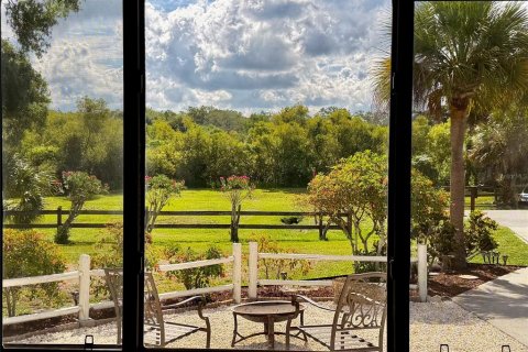 House in Sarasota, Florida 3 bedrooms, 149.76 sq.m. № 2430476 - photo 26