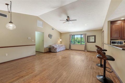 House in Sarasota, Florida 3 bedrooms, 149.76 sq.m. № 2430476 - photo 11