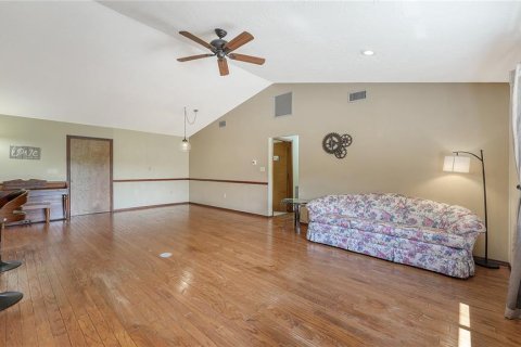 House in Sarasota, Florida 3 bedrooms, 149.76 sq.m. № 2430476 - photo 9
