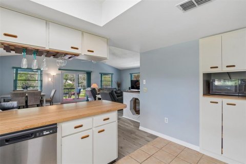 House in Crystal River, Florida 2 bedrooms, 101.45 sq.m. № 2267167 - photo 20