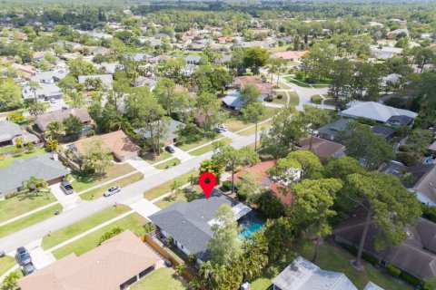 Casa en alquiler en Wellington, Florida, 5 dormitorios, 210.24 m2 № 1074719 - foto 1