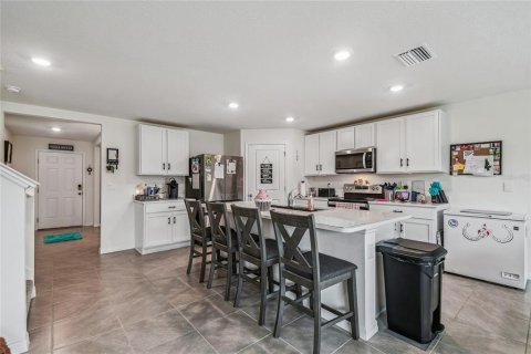 House in Brooksville, Florida 5 bedrooms, 242.01 sq.m. № 1903061 - photo 9