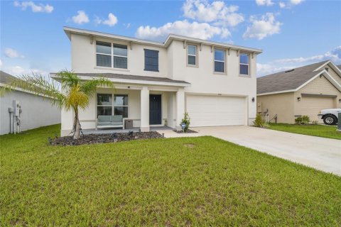 House in Brooksville, Florida 5 bedrooms, 242.01 sq.m. № 1903061 - photo 3