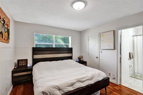 Townhouse in Fort Lauderdale, Florida 3 bedrooms, 140.1 sq.m. № 2248933 - photo 18