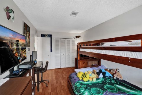 Townhouse in Fort Lauderdale, Florida 3 bedrooms, 140.1 sq.m. № 2248933 - photo 24