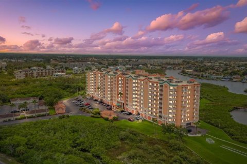 Купить кондоминиум в Нью-Порт-Ричи, Флорида 7 комнат, 139.35м2, № 2259231 - фото 2