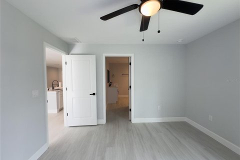House in Port Charlotte, Florida 3 bedrooms, 117.99 sq.m. № 1869213 - photo 25