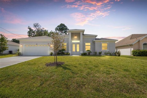 Villa ou maison à Palm Coast, Floride 4 chambres, 216.46 m2 № 2313468