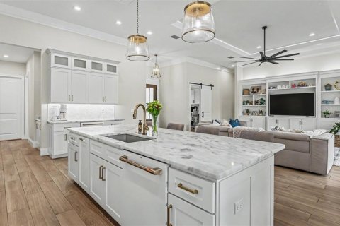 Купить виллу или дом в Лейкленд, Флорида 12 комнат, 280.66м2, № 2220734 - фото 13