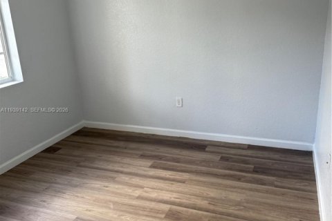 Touwnhouse à louer à Florida City, Floride: 3 chambres, 118.54 m2 № 1996193 - photo 5