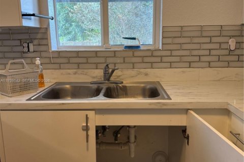 Touwnhouse à louer à Florida City, Floride: 3 chambres, 118.54 m2 № 1996193 - photo 12