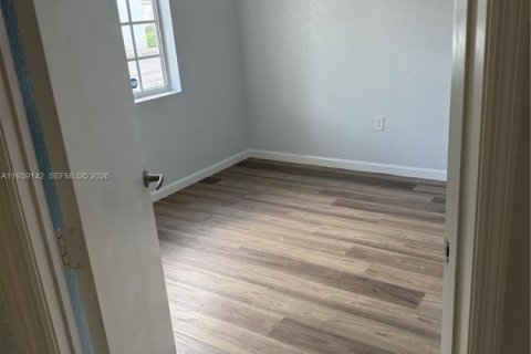 Touwnhouse à louer à Florida City, Floride: 3 chambres, 118.54 m2 № 1996193 - photo 4