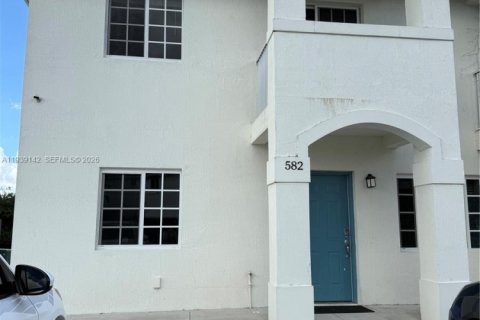 Touwnhouse à Florida City, Floride 3 chambres, 118.54 m2 № 1996193