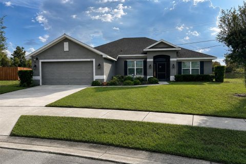House in Lake Wales, Florida 5 bedrooms, 213.86 sq.m. № 2319002