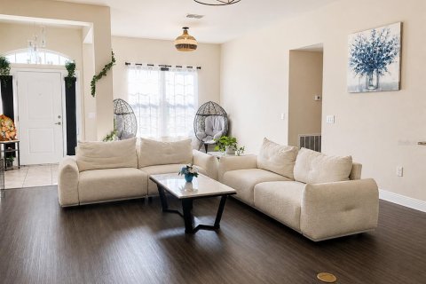 Casa en venta en Lake Wales, Florida, 5 dormitorios, 213.86 m2 № 2319002 - foto 4