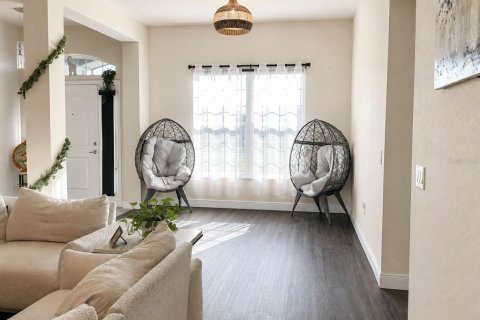 Casa en venta en Lake Wales, Florida, 5 dormitorios, 213.86 m2 № 2319002 - foto 3