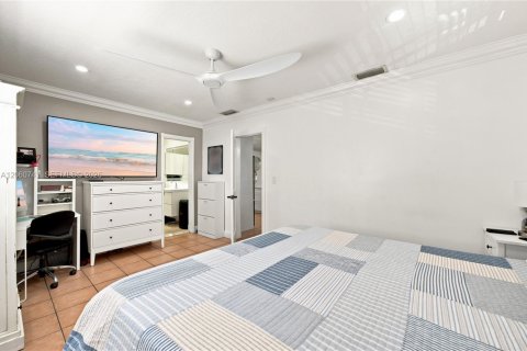 Villa ou maison à vendre à Miami, Floride: 3 chambres, 142.51 m2 № 2254088 - photo 14