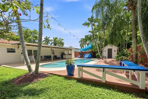 Villa ou maison à vendre à Miami, Floride: 3 chambres, 142.51 m2 № 2254088 - photo 30